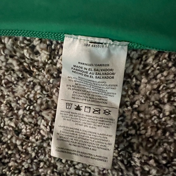 Nike Pro green tight stretch shirt - Picture 5 of 5